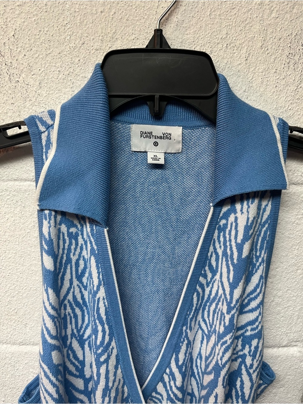 Diane Von Furstenberg Light Blue Printed Wrap Swim Coverup - Picture 3 of 6